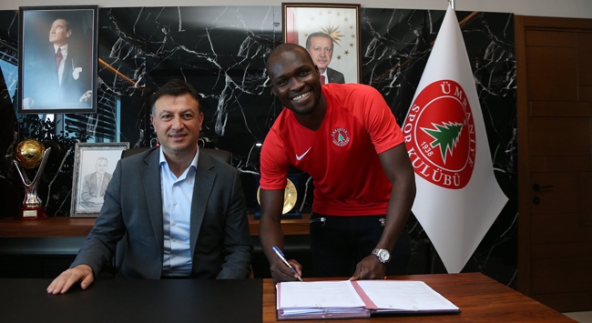Ümraniyespor Moussa Sow’u kadrosuna kattı