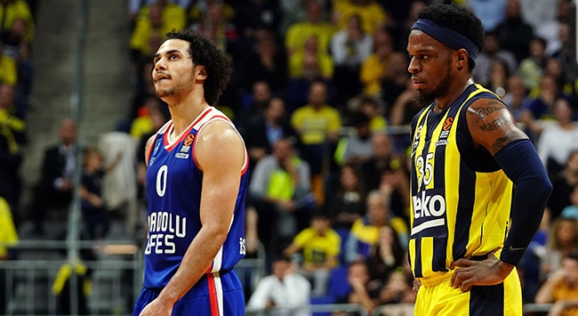 Avrupa basketbolunda 76. Türk derbisi