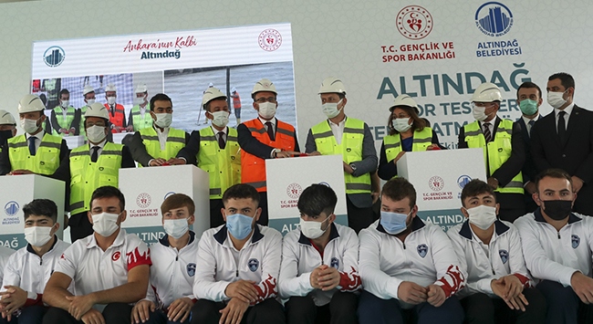 Bakan Kasapoğlu Ankara’da temel atma törenine katıldı