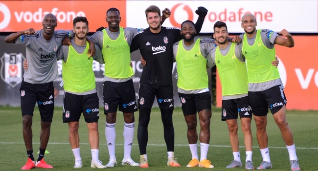 Beşiktaş’ta yabancı oyuncu fazlalığı sorunu