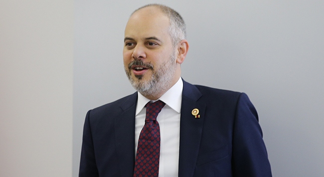 Eski bakan Akif Çağatay Kılıç koronavirüse yakalandı