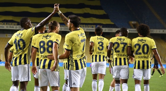 Fenerbahçe Comolli’nin izlerini sildi