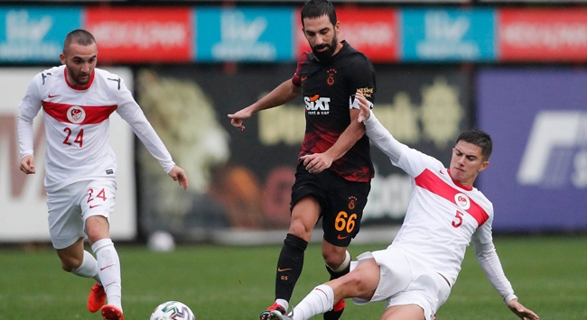 Galatasaray ile Ümit Milli Takım golsüz berabere kaldı