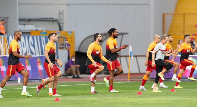 Galatasaray transferde “tutumlu” davrandı