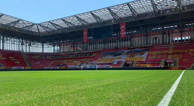Gürsel Aksel Stadı’nda geçici loca oluşturulacak