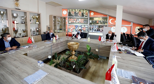 Koca Yusuf’un mezarını araştırmak için kurulan komisyon, çalışmalara başladı