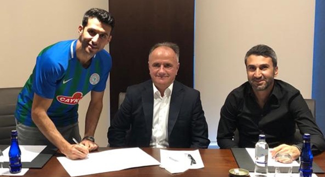 Rizespor 4 oyuncuyu kadrosuna kattı