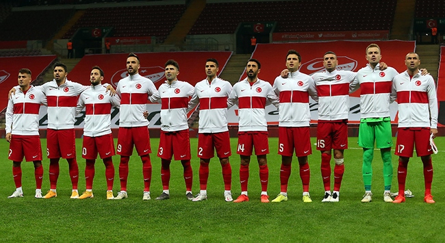Türkiye FIFA dünya sıralamasında geriledi