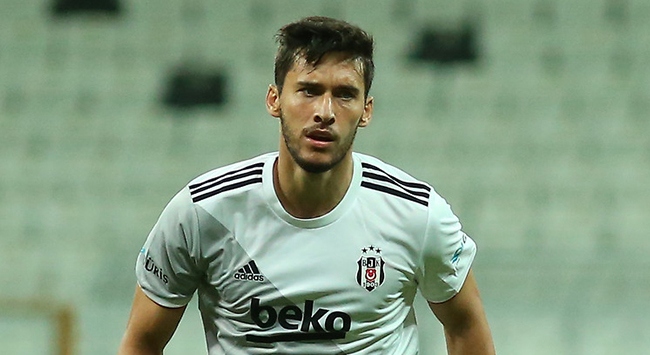 Umut Nayir Beşiktaş’a veda etti