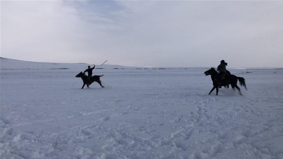 30 santimetre karda cirit şovu