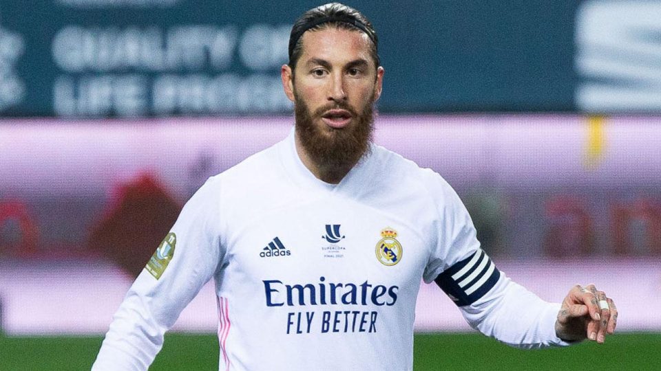 Sergio Ramos dizinden ameliyat edildi