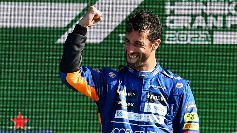 Formula 1 İtalya’da Ricciardo kazandı
