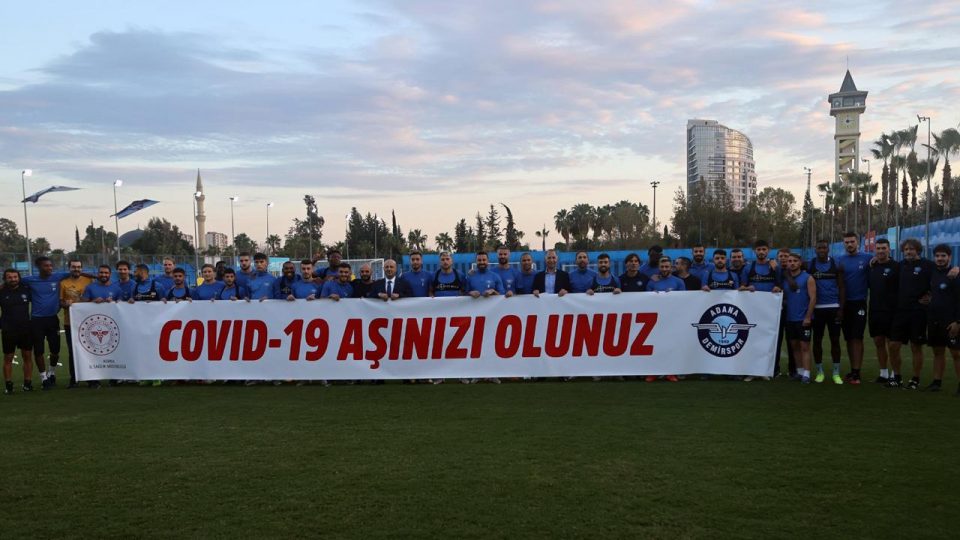 Adana Demirspor’dan aşılama kampanyasına destek