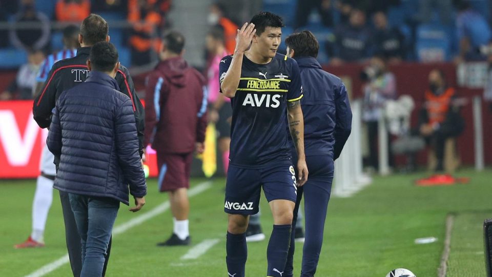 Fenerbahçeli futbolcu Kim Min-jae’den kırmızı kart tepkisi