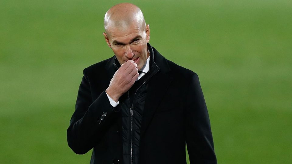 Manchester United için Zidane iddiası