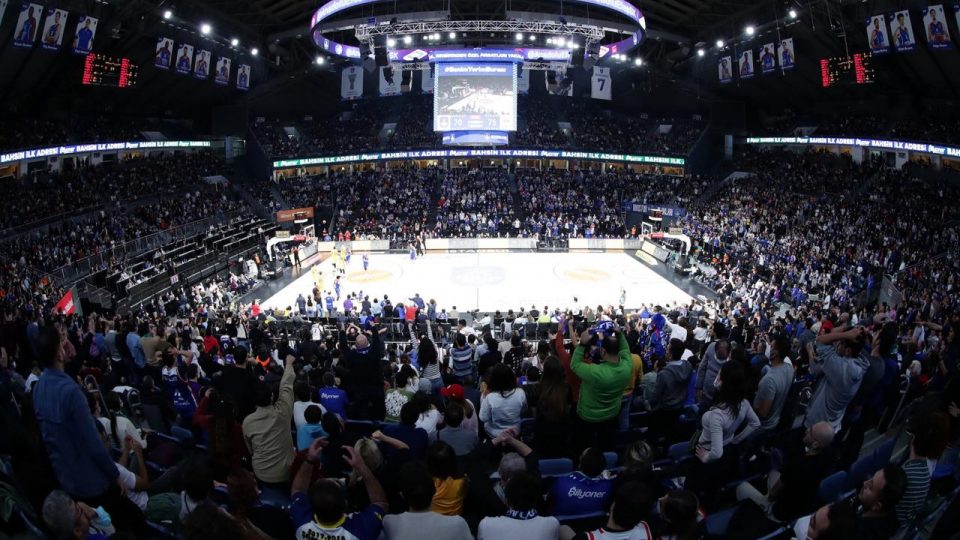 Anadolu Efes Avrupa’da 744. randevuda