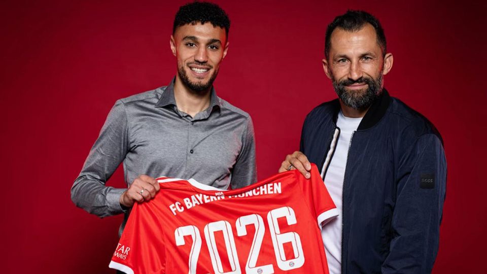 Bayern Münih Noussair Mazraoui’yi transfer etti