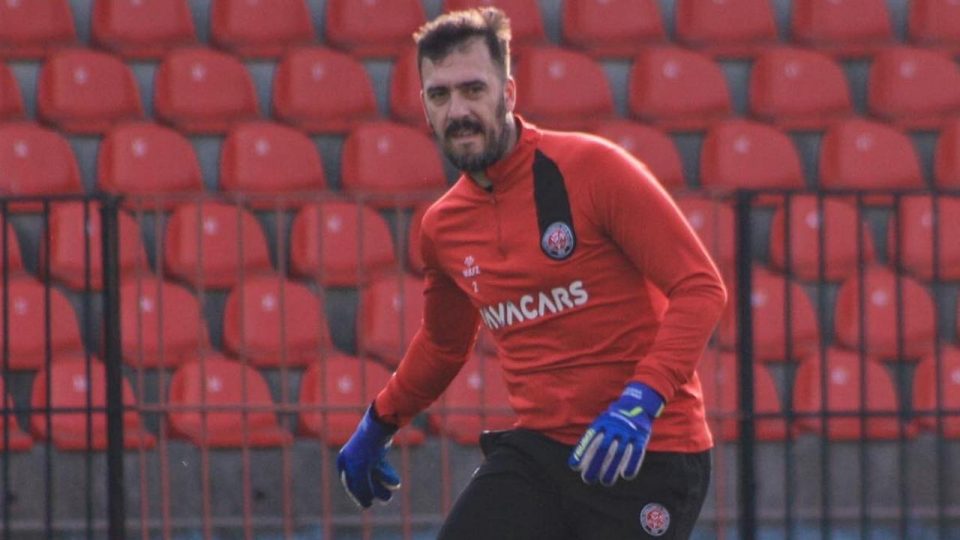 Emiliano Viviano bir sezon daha Fatih Karagümrük’te