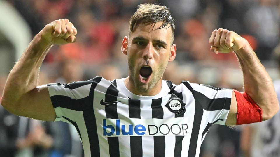 Altaylı Marco Paixao 100 gole ulaştı