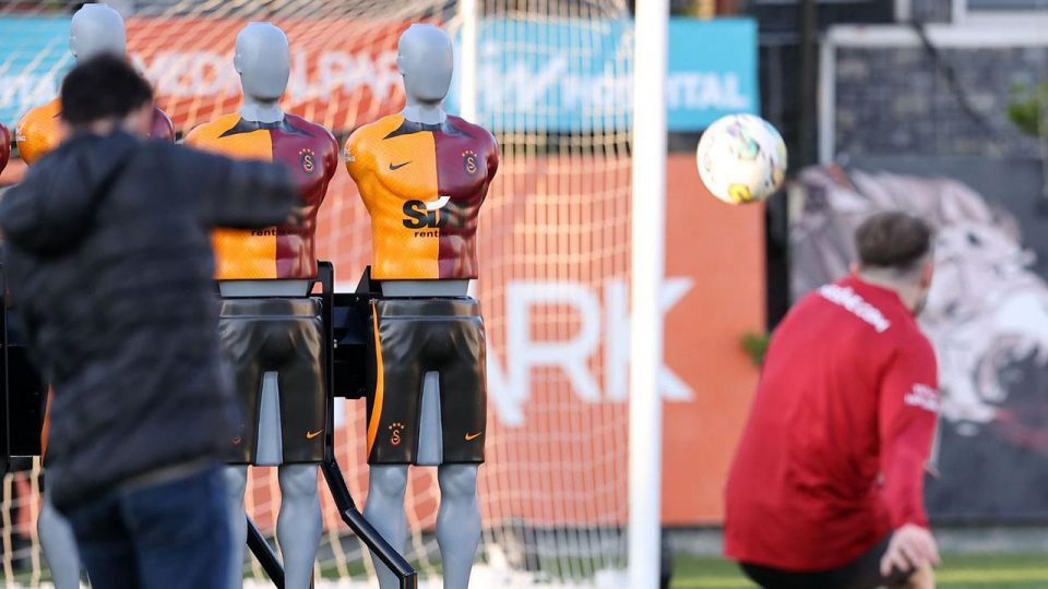 Antrenmanlarında teknoloji kullanan Galatasaray meyvesini aldı