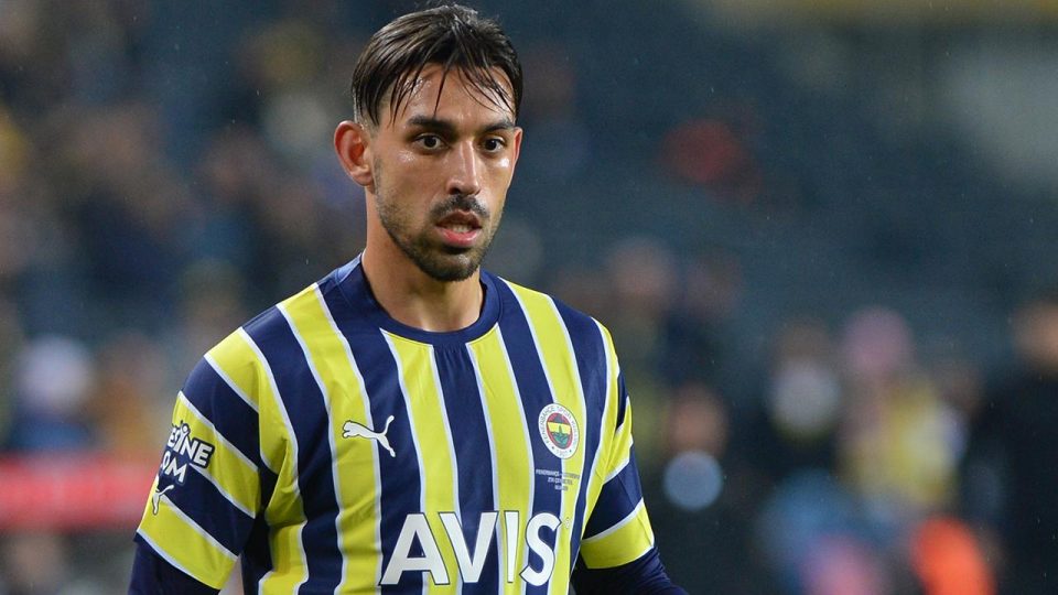 İrfan Can Kahveci Fenerbahçe taraftarından özür diledi