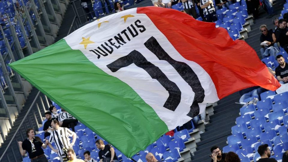 Irkçı tezahüratlar nedeniyle Juventus’a tribün kapatma cezası verildi