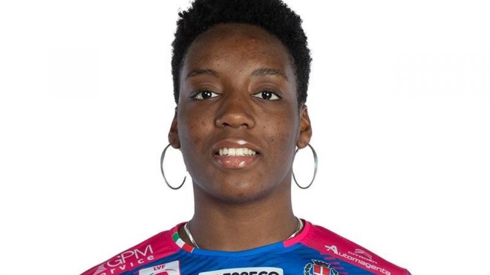 İstanbul’da ölen İtalyan voleybolcu Julia Ituma’nın naaşı ülkesine getirildi