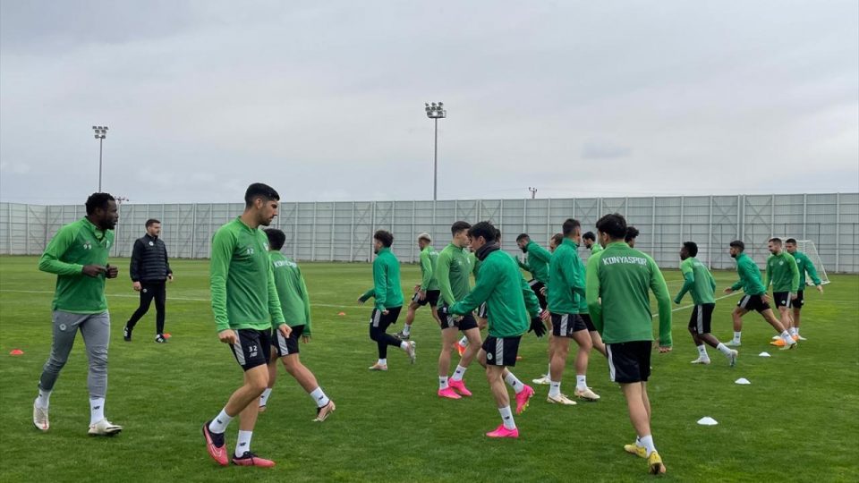 Konyaspor’da Trabzonspor maçı hazırlıkları sürüyor