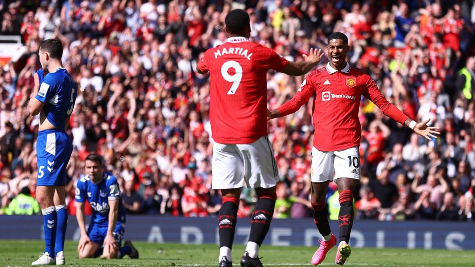 Manchester United evinde kazandı