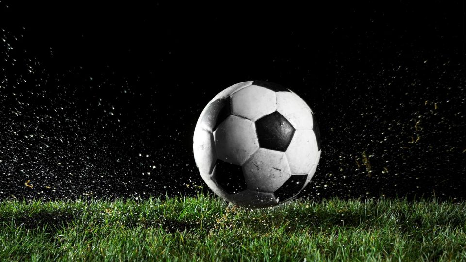 Meksika’da diziyle futbolcunun kasığına vuran hakem 12 maç ceza aldı