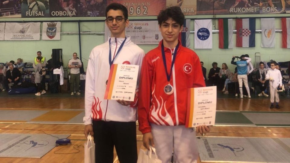 Milli eskrimciler, Sırbistan’da iki madalya daha kazandı