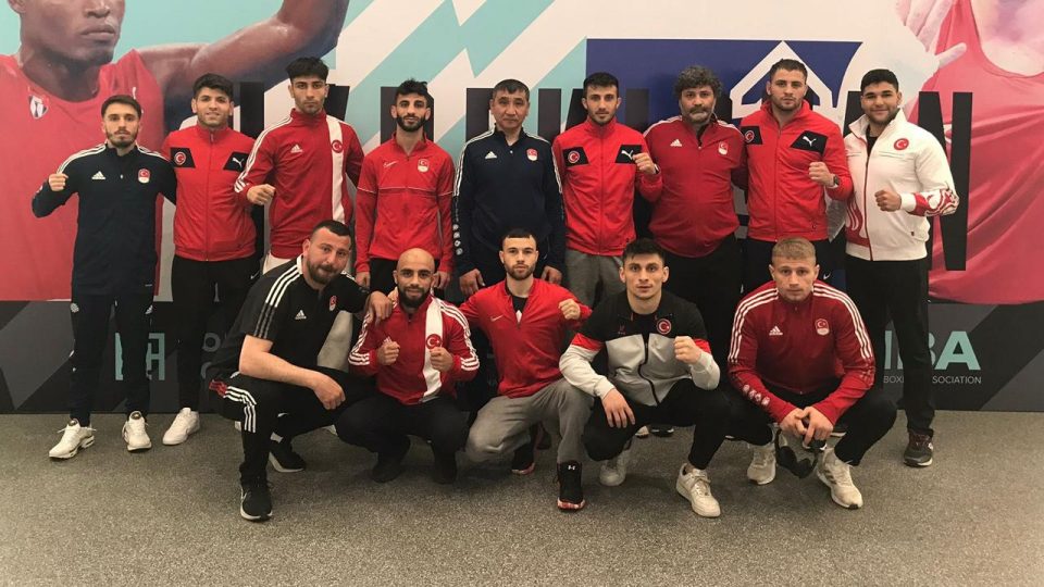 Milli sporcular Özbekistan’da ringe çıkacak