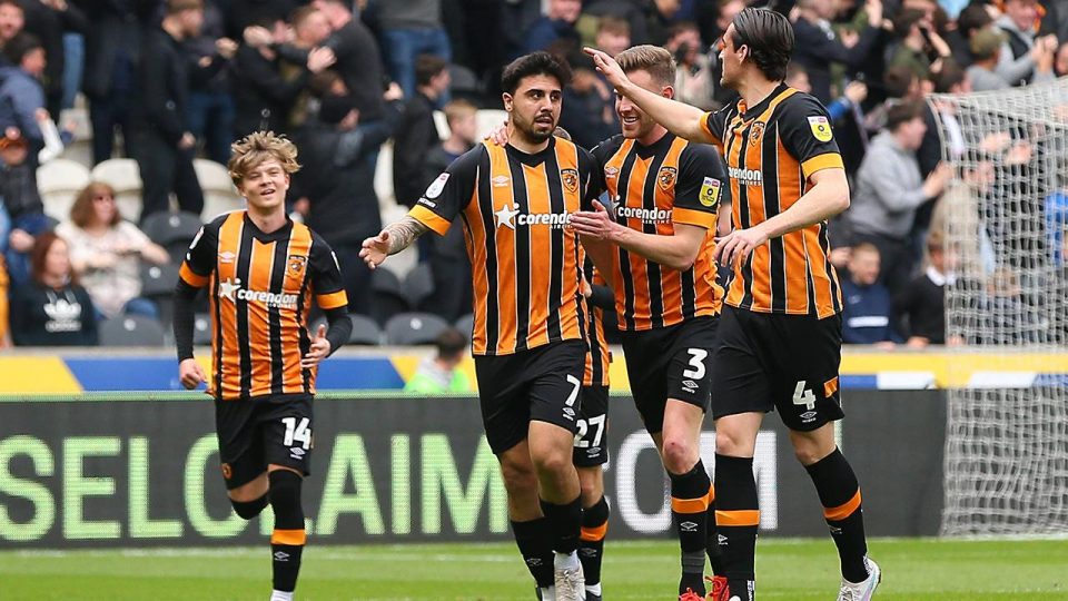 Ozan Tufan Hull City’de en golcü sezonunu yaşıyor