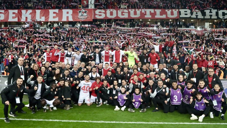 Samsunspor’a Süper Lig 9 puan yetecek