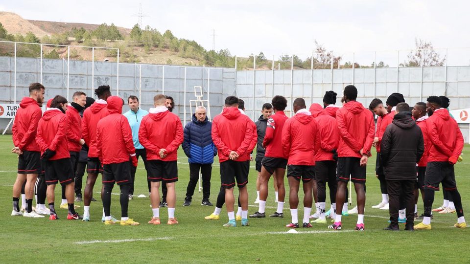 Sivasspor ligdeki çıkışını sürdürme peşinde