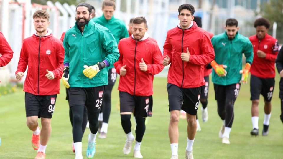 Sivasspor’da kupada mesaisi başladı