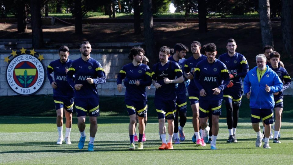 Fenerbahçe’de Sivasspor hazırlıkları sürüyor