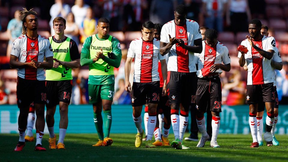 Premier Lig’de küme düşen ilk takım belli oldu