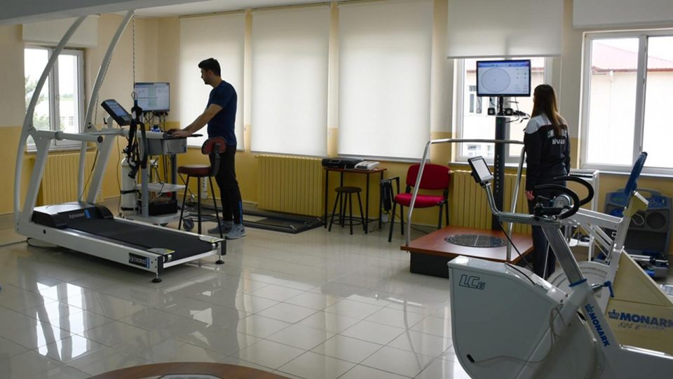 Sivas’ta sportif analiz ve test laboratuvarı açıldı