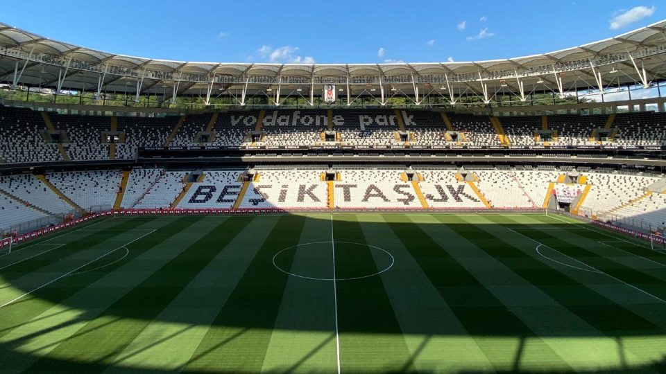 Beşiktaş’ta yeni sezon için kombine yenileme başladı