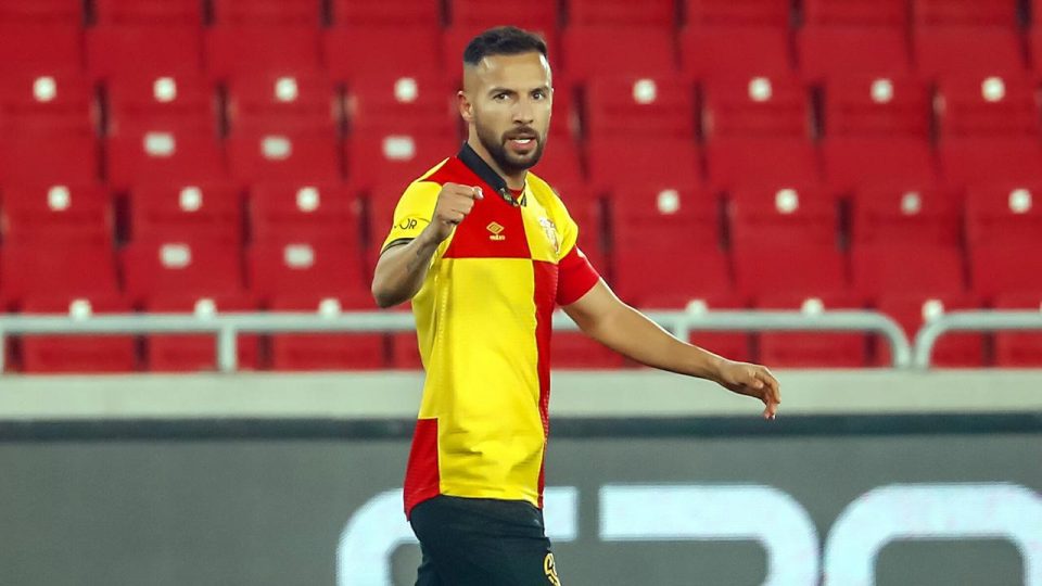 Göztepe Yasin Öztekin konusunda kararsız