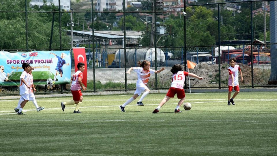 Kırıkkale’de futbol şenliği heyecanı yaşanıyor
