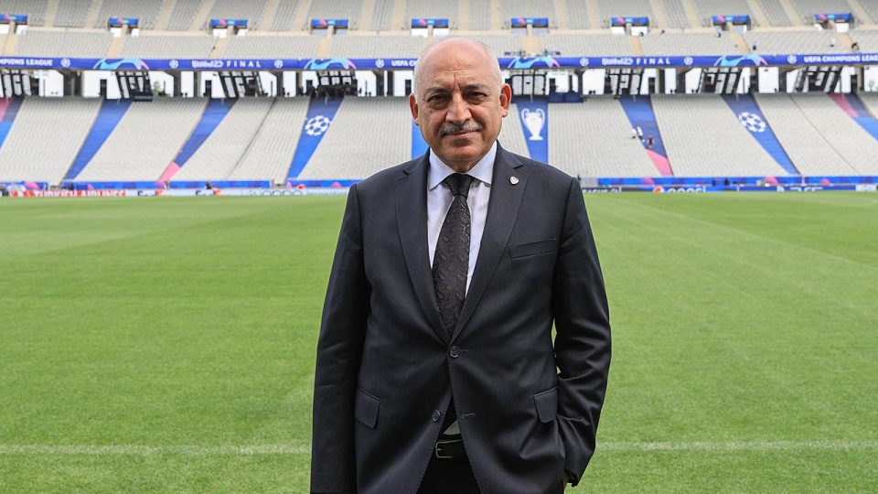 Mehmet Büyükekşi: Avrupa Futbol Şampiyonası adaylığımız için turnusol kağıdı oldu